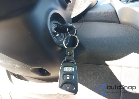 2014 Hyundai Elantra Gt z USA, uszkodzony, nr VIN KMHD35LH0EU198243